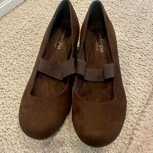 Brown Faux Suede Flats 6.5 W